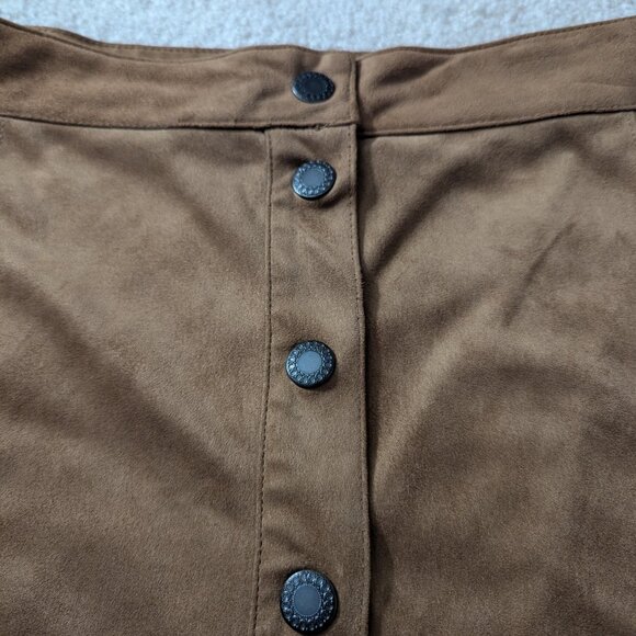 AE Faux Suede Button-Up Skirt - Picture 3 of 4
